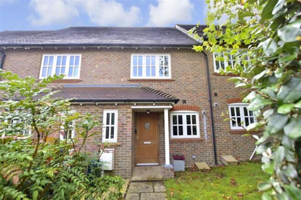 2 bed terraced house for sale in Pierces Lane, Haywards Heath  - Property Image 10