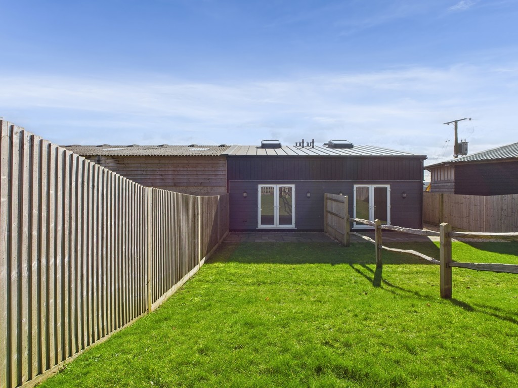 1 bed terraced bungalow for sale in Capel Road, Rusper