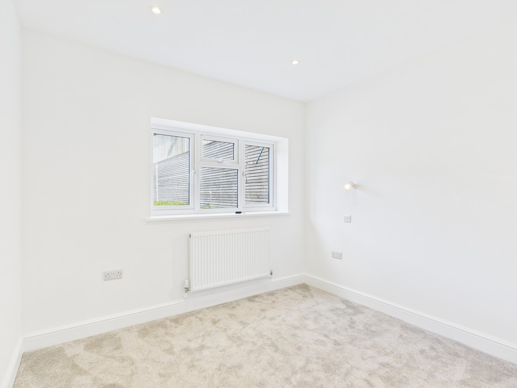 1 bed semi-detached bungalow for sale in Capel Road, Rusper, RH12  - Property Image 7