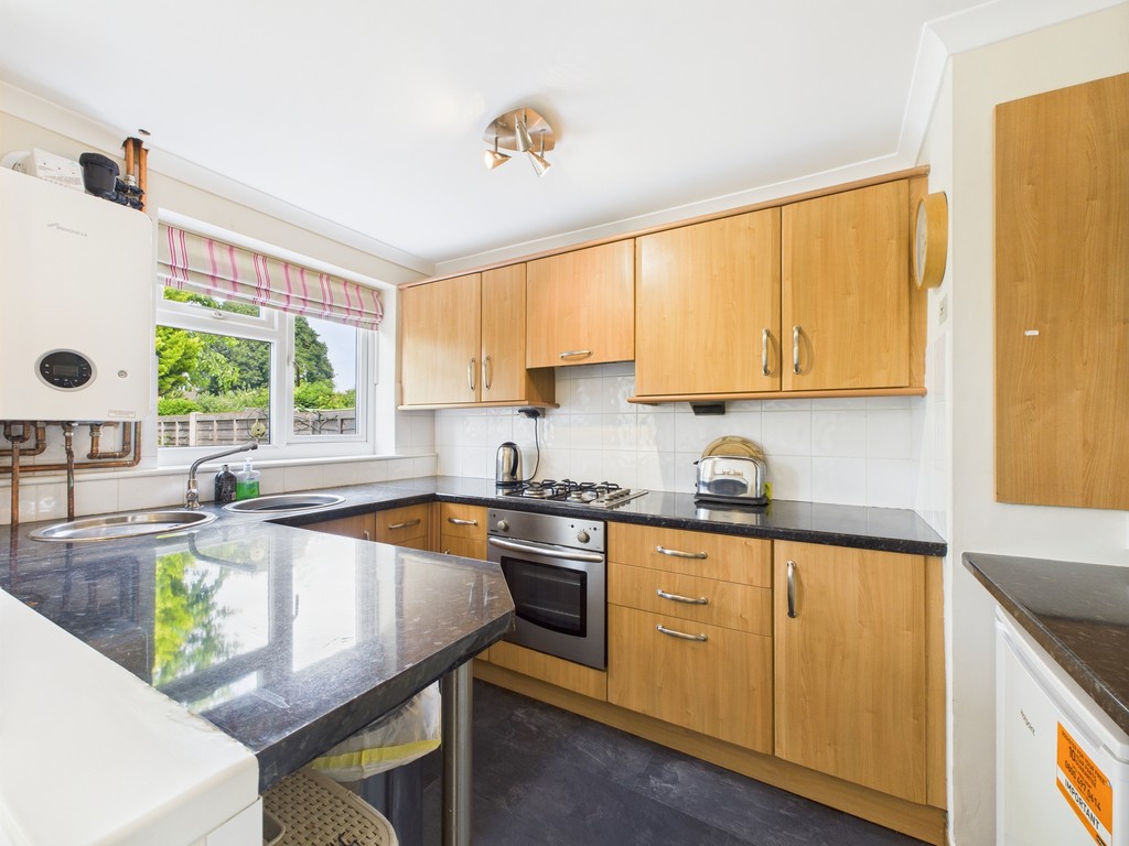 2 bed terraced house for sale in Thelton Avenue, Broadbridge Heath  - Property Image 3