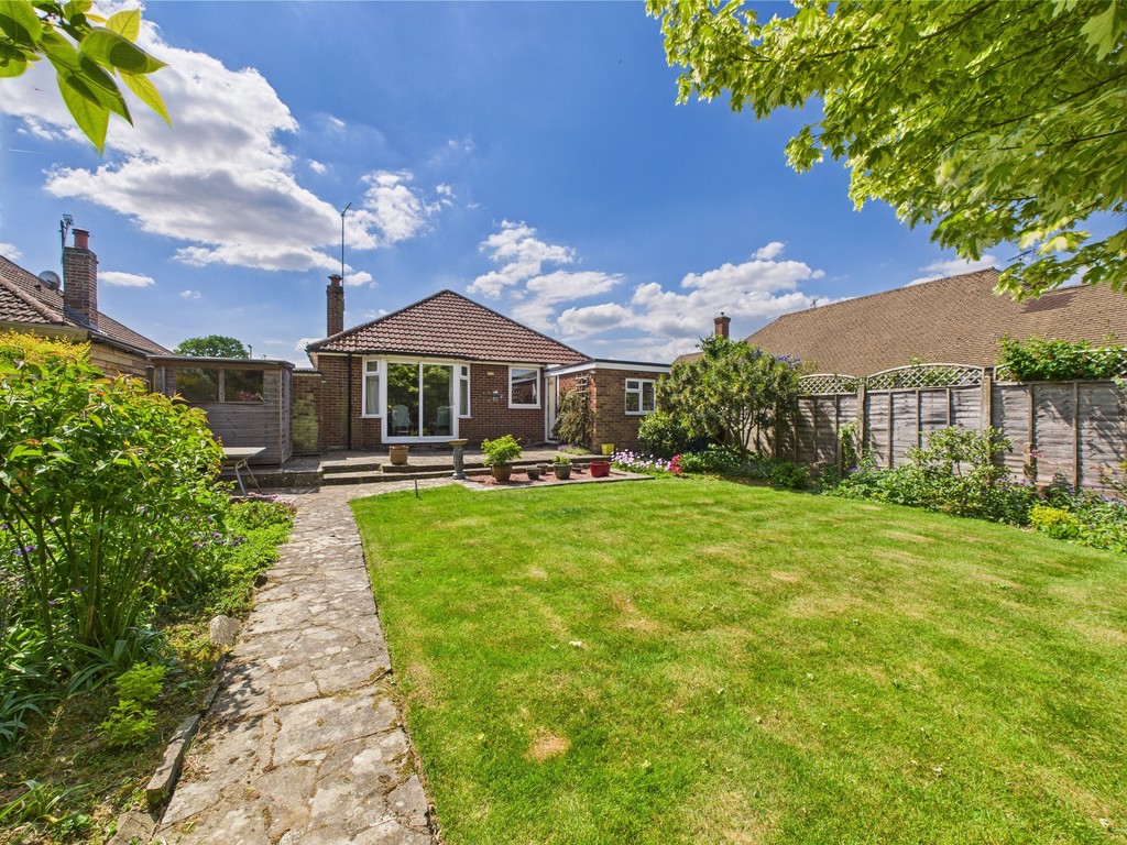 2 bed detached bungalow for sale in Agate Lane, Horsham