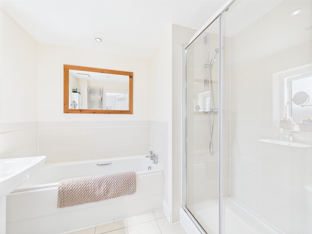 4 bed detached house for sale in Pelling Way, Horsham  - Property Image 26