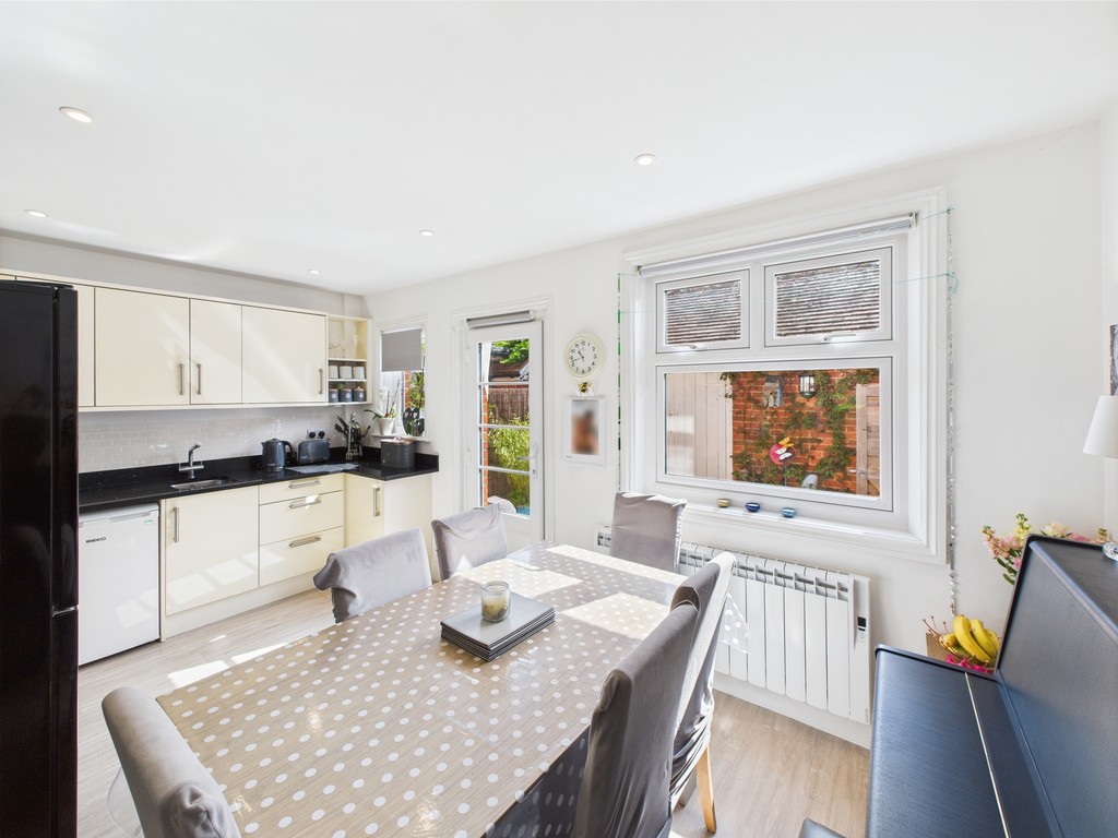 3 bed terraced house for sale in Hampton Cottages, Maplehurst  - Property Image 14