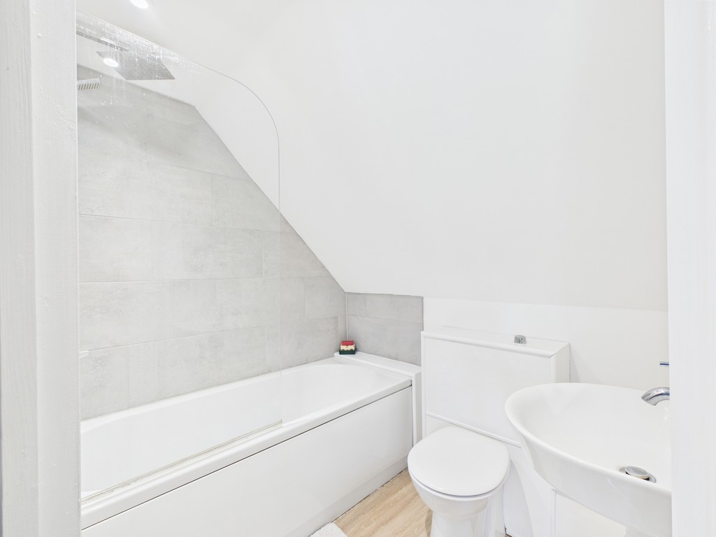 3 bed terraced house for sale in Hampton Cottages, Maplehurst  - Property Image 5