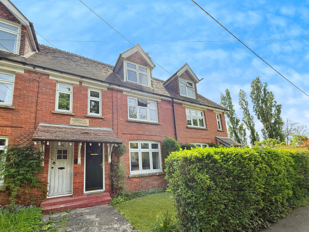 3 bed terraced house for sale in Hampton Cottages, Maplehurst, RH13
