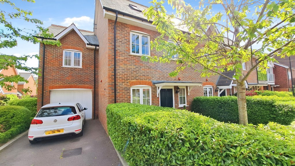 4 bed semi-detached house for sale in Cook Way, Horsham, RH12