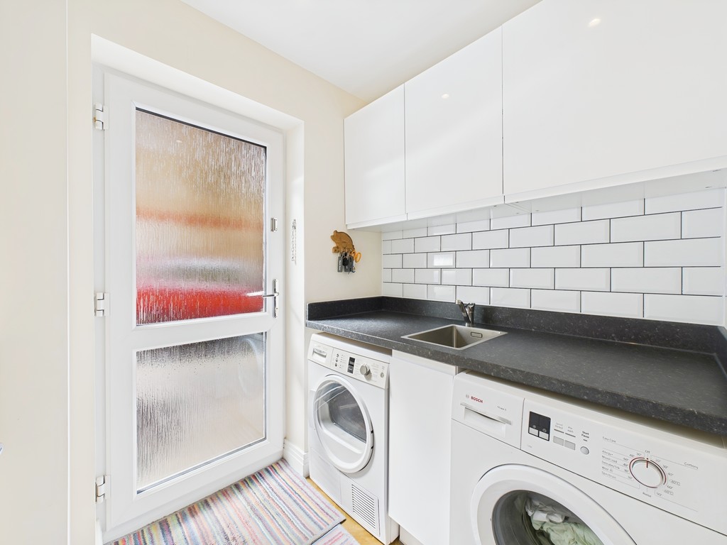 4 bed detached house for sale in Charters Gate Way, Haywards Heath  - Property Image 8