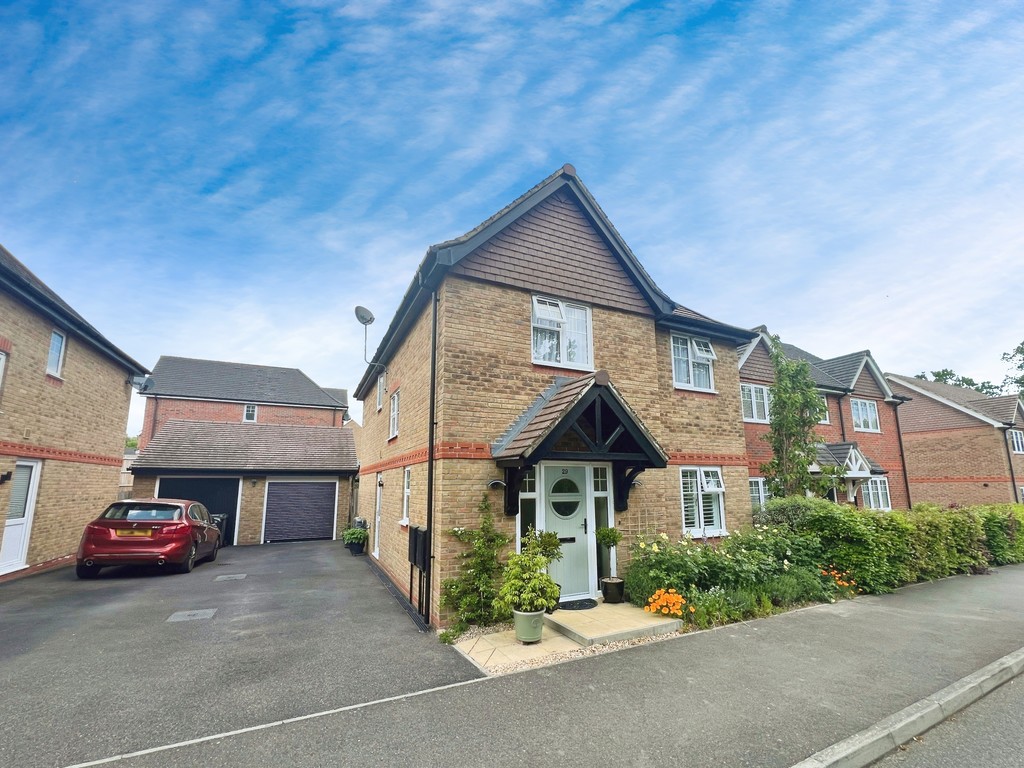 4 bed detached house for sale in Charters Gate Way, Haywards Heath, RH17