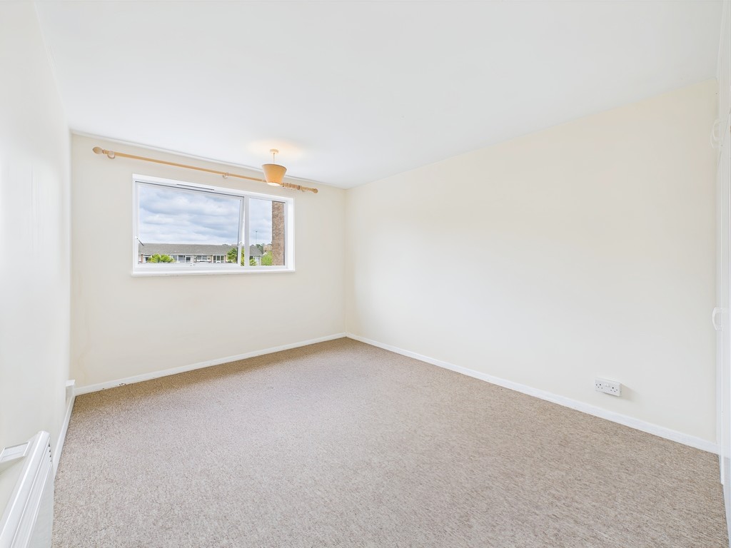 2 bed flat for sale in Paddockhall Road, Haywards Heath  - Property Image 10