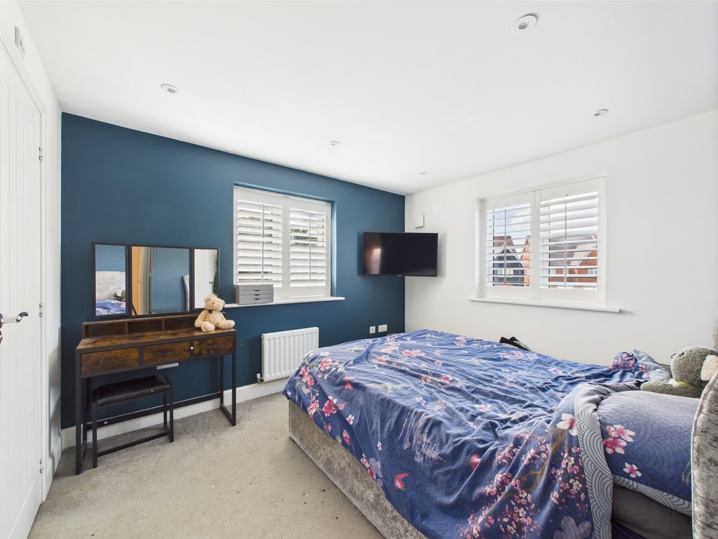 3 bed detached house for sale in Coote Mews, Horsham  - Property Image 6