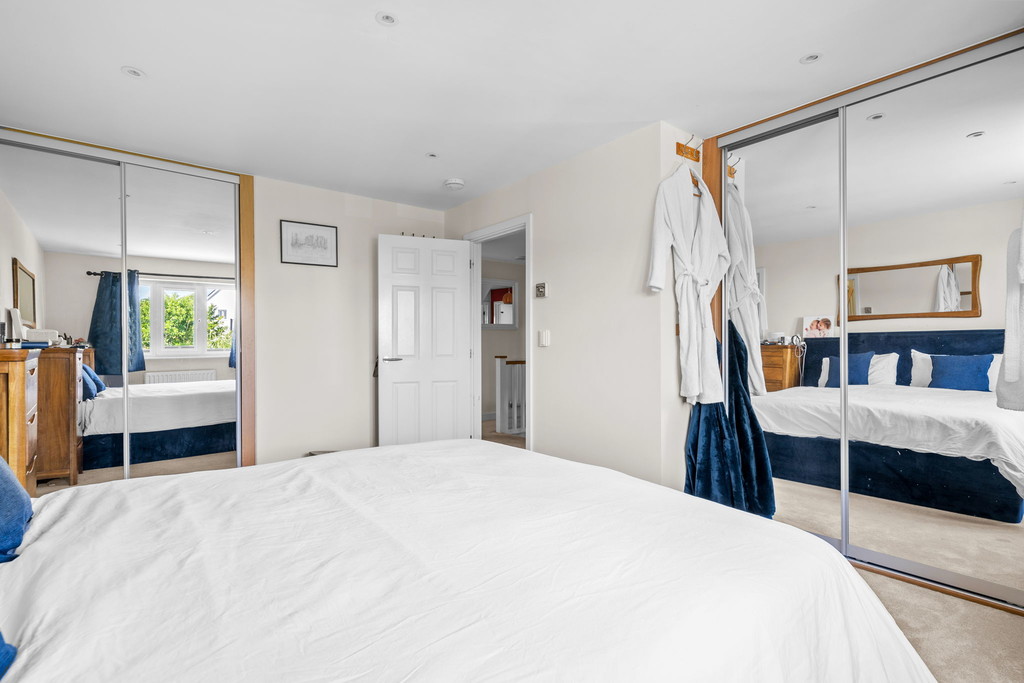 7 bed detached house for sale in Brickyard Way, Faygate  - Property Image 13