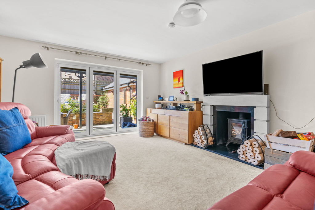 7 bed detached house for sale in Brickyard Way, Faygate  - Property Image 2