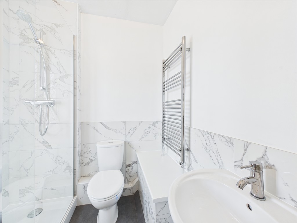 4 bed detached house for sale in Billingshurst Road, Horsham  - Property Image 19
