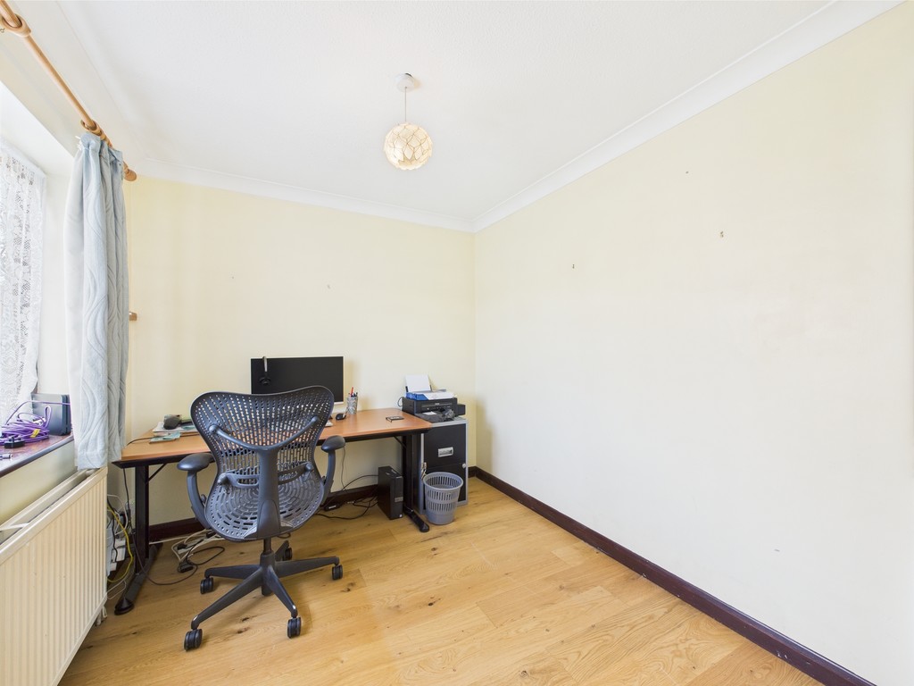4 bed detached house for sale in Billingshurst Road, Horsham  - Property Image 9