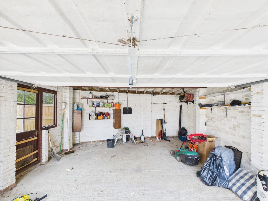 4 bed detached house for sale in Billingshurst Road, Horsham  - Property Image 28