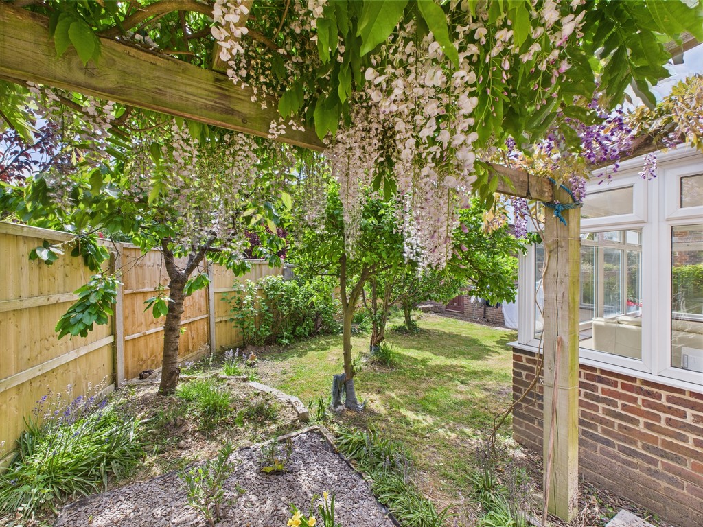 4 bed detached house for sale in Billingshurst Road, Horsham  - Property Image 14