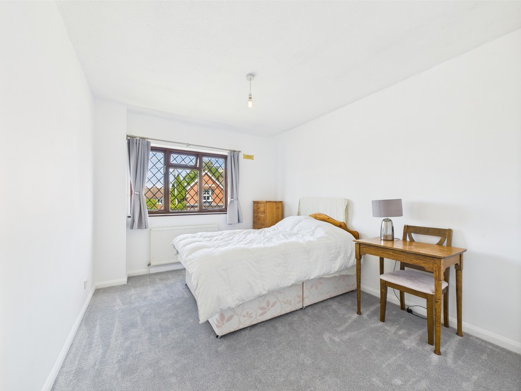 4 bed detached house for sale in Billingshurst Road, Horsham  - Property Image 8