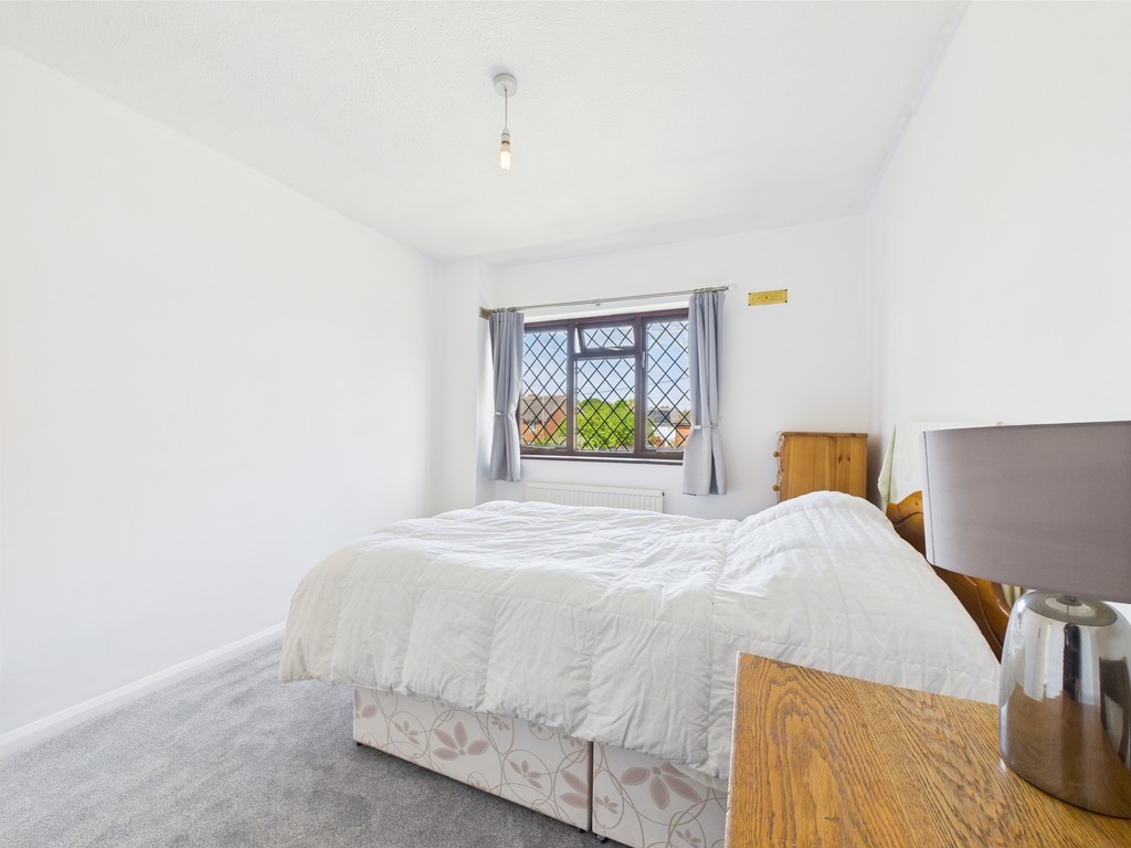 4 bed detached house for sale in Billingshurst Road, Horsham  - Property Image 15