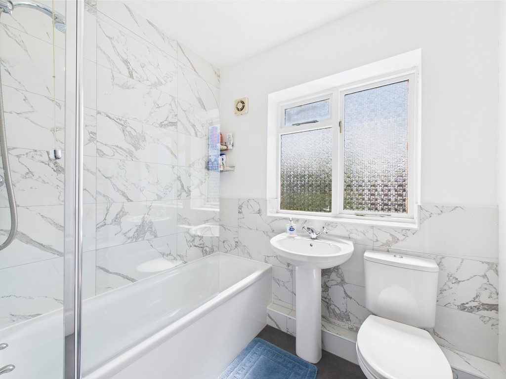 4 bed detached house for sale in Billingshurst Road, Horsham  - Property Image 16