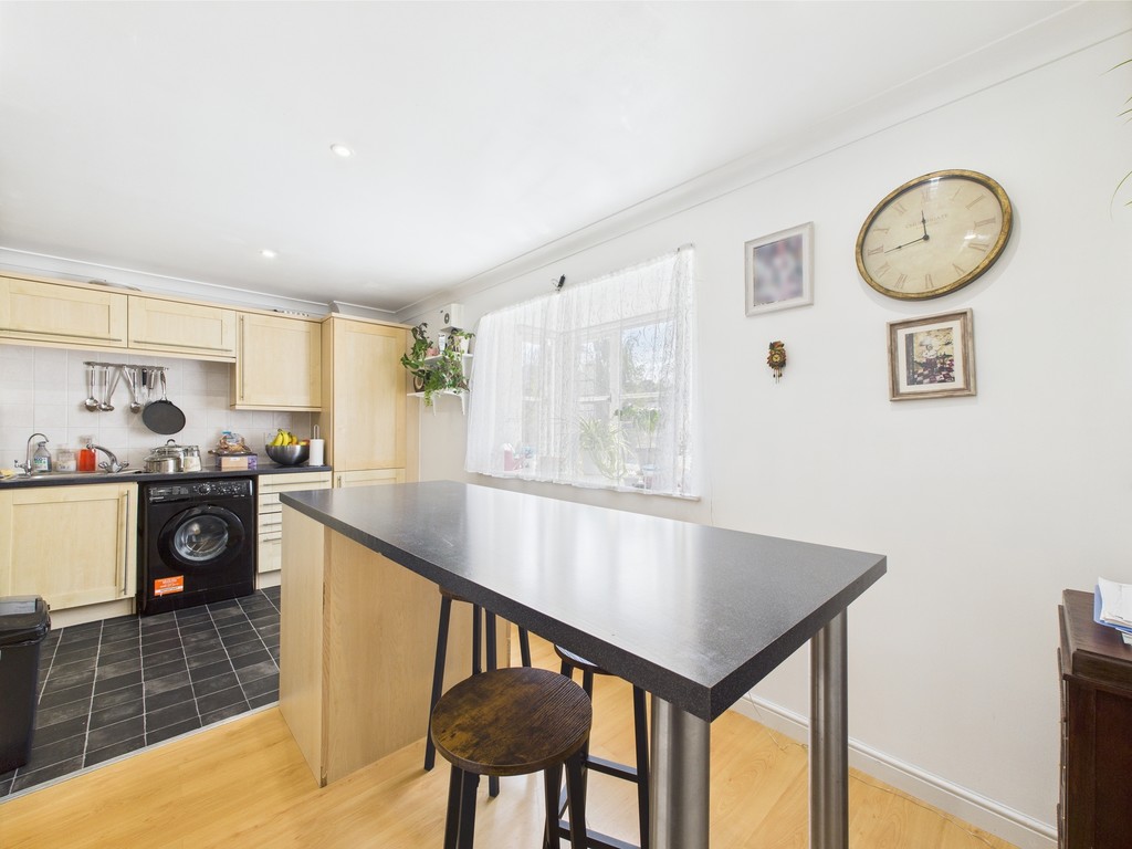 3 bed town house for sale in Granary Close, Horsham  - Property Image 17