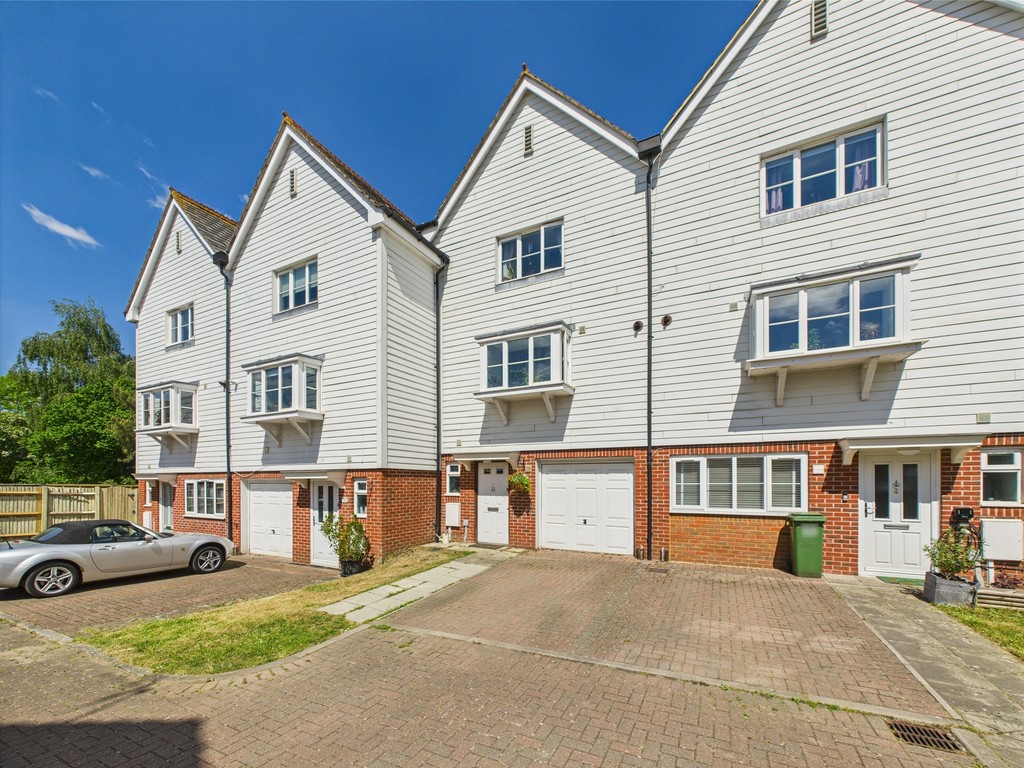 3 bed town house for sale in Granary Close, Horsham  - Property Image 23