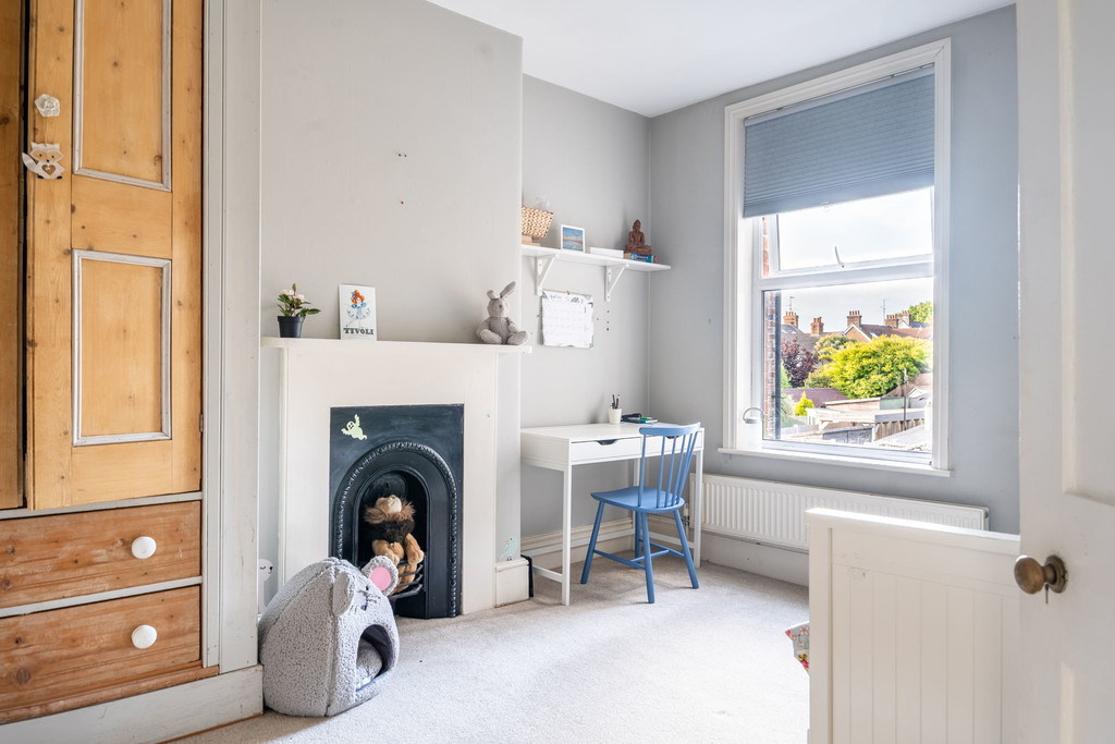 5 bed terraced house for sale in Devonshire Road, Horsham  - Property Image 17