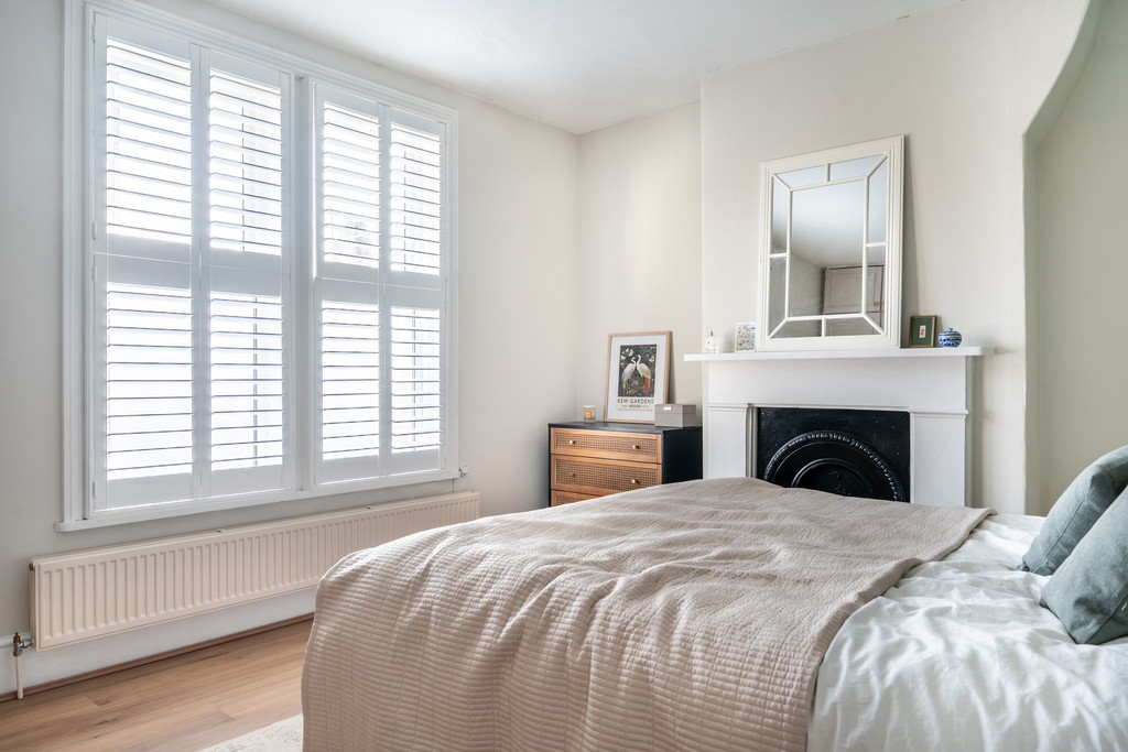 5 bed terraced house for sale in Devonshire Road, Horsham  - Property Image 6