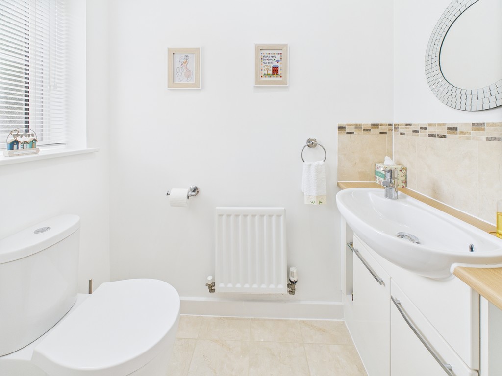 2 bed end of terrace house for sale in Langmore Lane, Lindfield, Haywards Heath  - Property Image 11