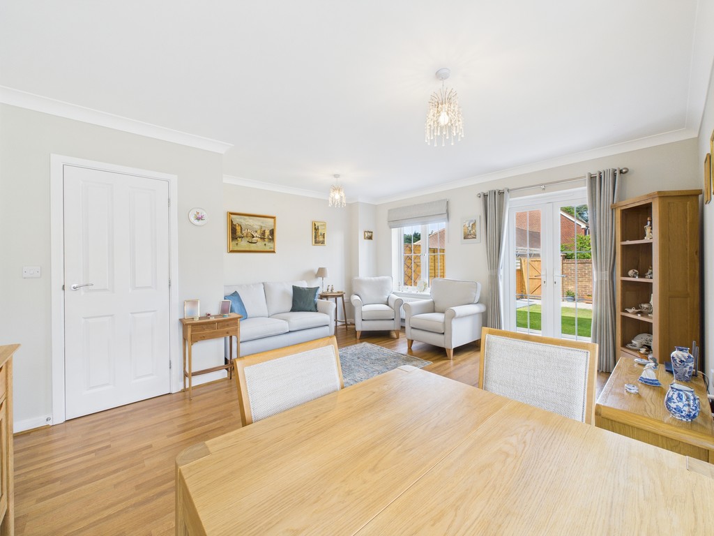 2 bed end of terrace house for sale in Langmore Lane, Lindfield, Haywards Heath  - Property Image 8