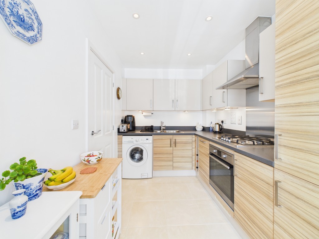 2 bed end of terrace house for sale in Langmore Lane, Lindfield, Haywards Heath  - Property Image 13