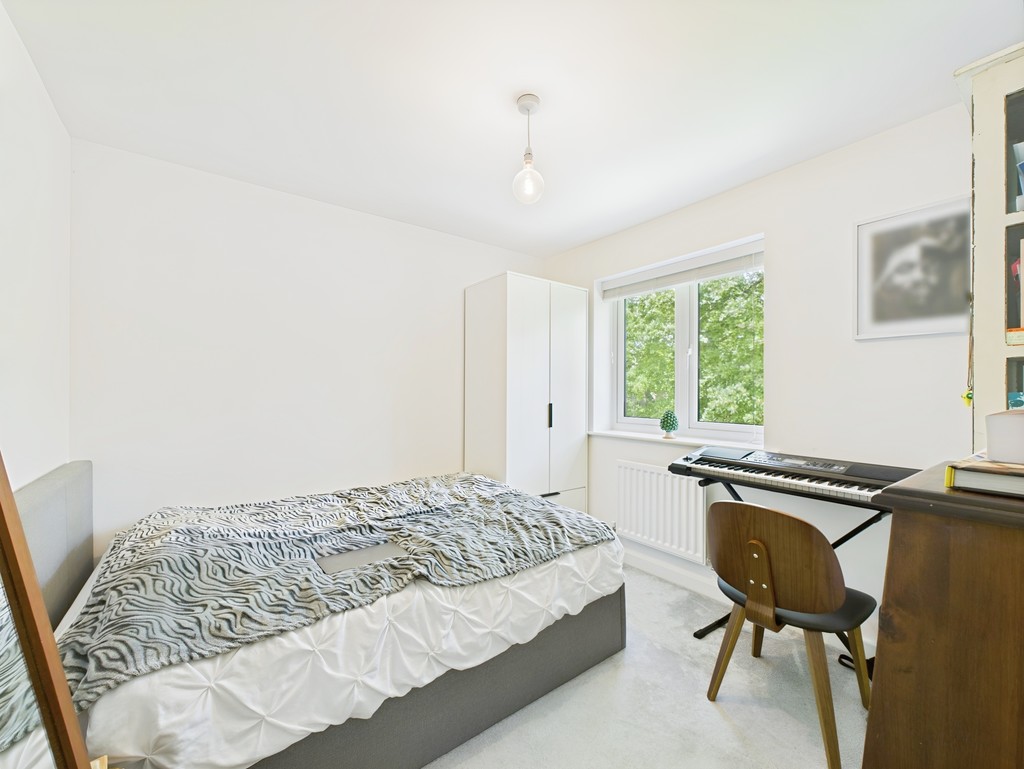 3 bed semi-detached house for sale in Pasteur Avenue, Faygate  - Property Image 7