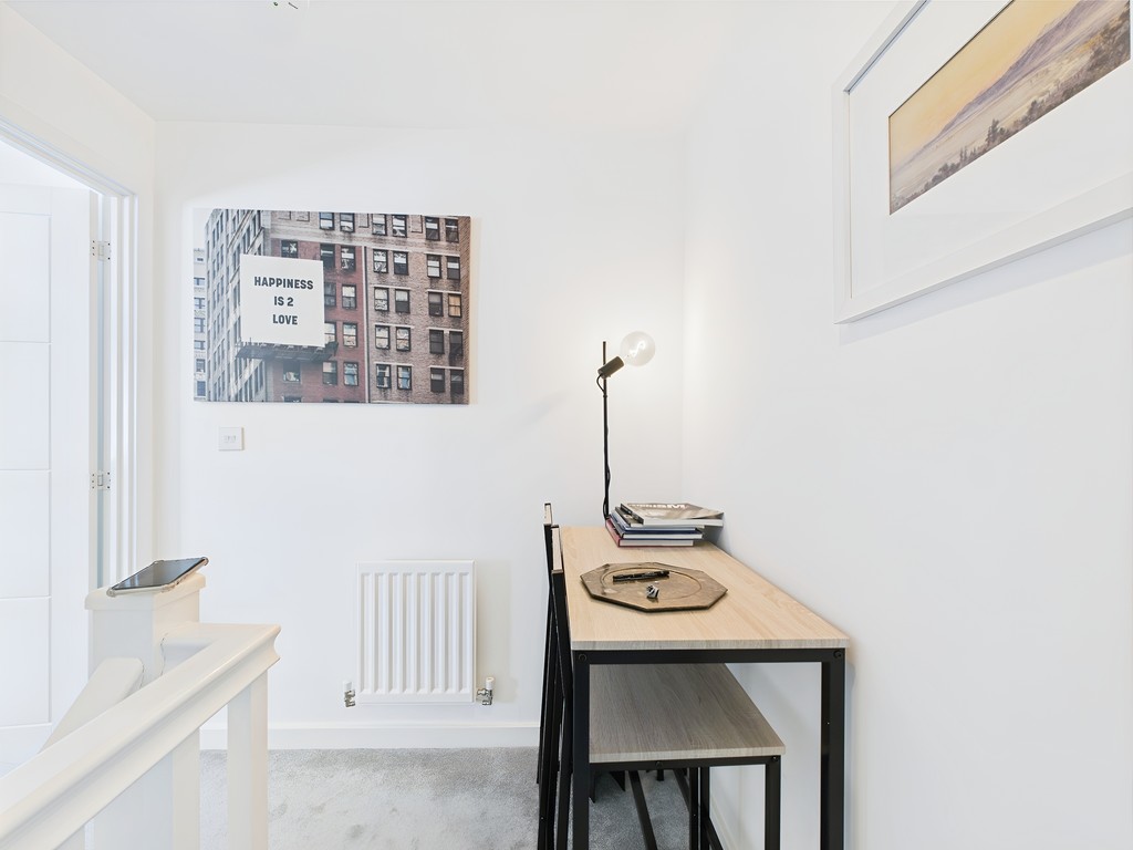 3 bed semi-detached house for sale in Pasteur Avenue, Faygate  - Property Image 12