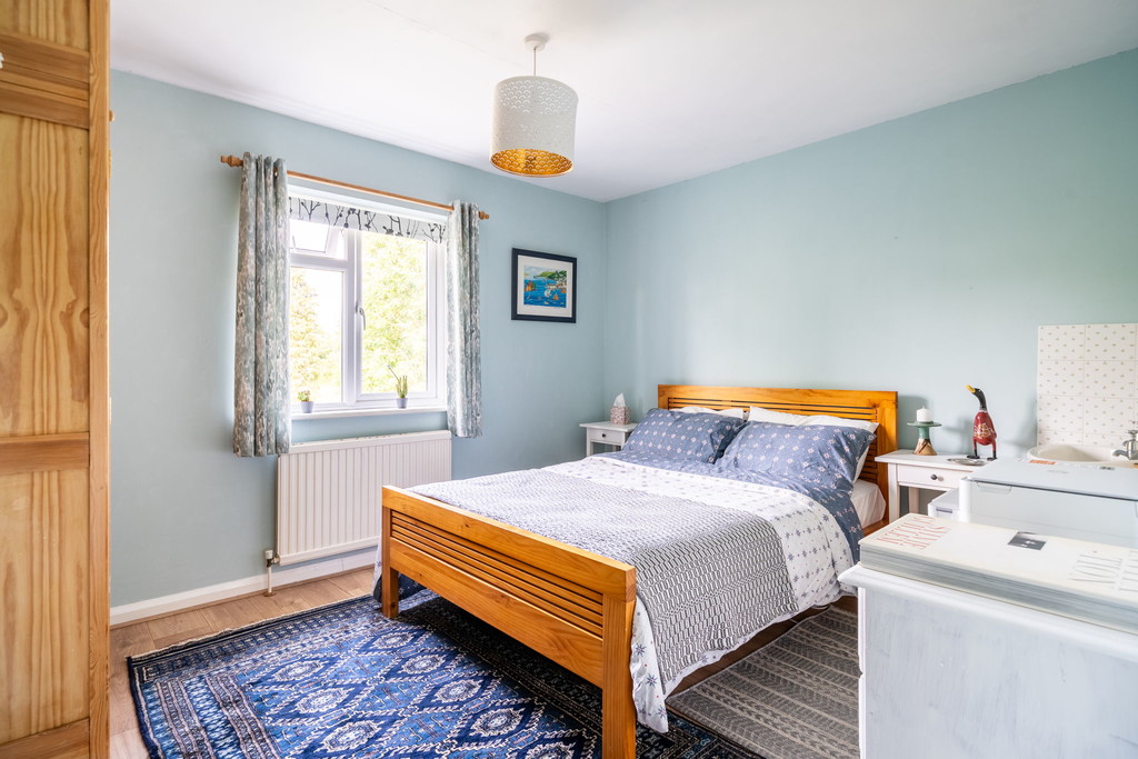4 bed semi-detached house for sale in Naldretts Lane, Rudgwick  - Property Image 6