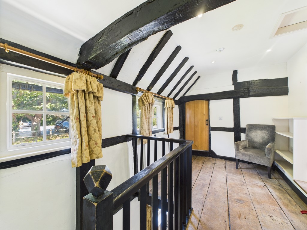 2 bed barn conversion to rent in Ghyll Cottage, Rusper  - Property Image 11