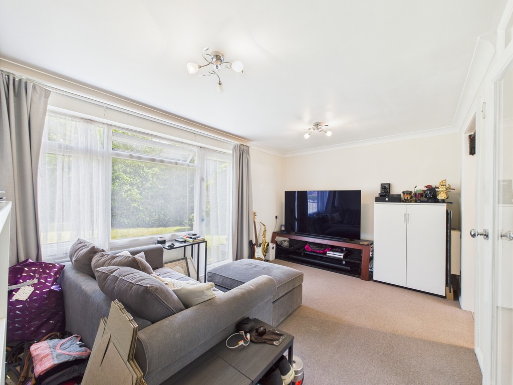 2 bed apartment for sale in North Parade, Horsham  - Property Image 8