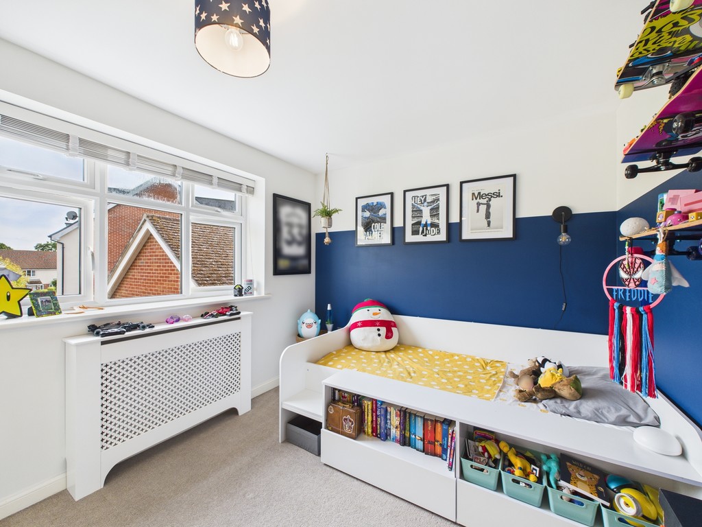 5 bed detached house to rent in Ellis Road, Broadbridge Heath  - Property Image 18