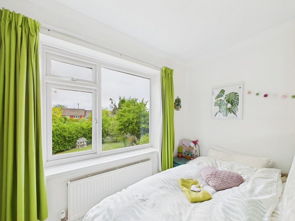 4 bed detached house for sale in Lambs Farm Road, Horsham, RH12  - Property Image 14