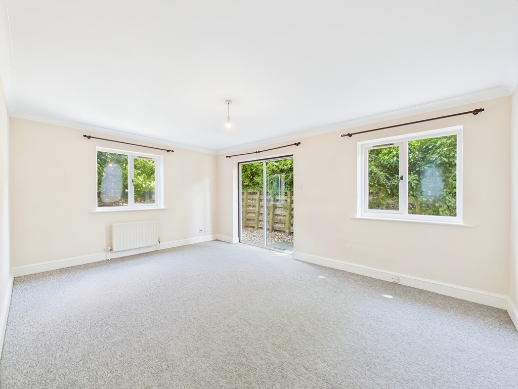 2 bed apartment for sale in 3 Stamford House  - Property Image 3