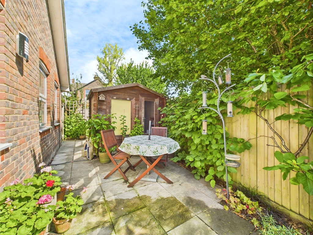 2 bed semi-detached bungalow for sale in Queens Road, Haywards Heath  - Property Image 23