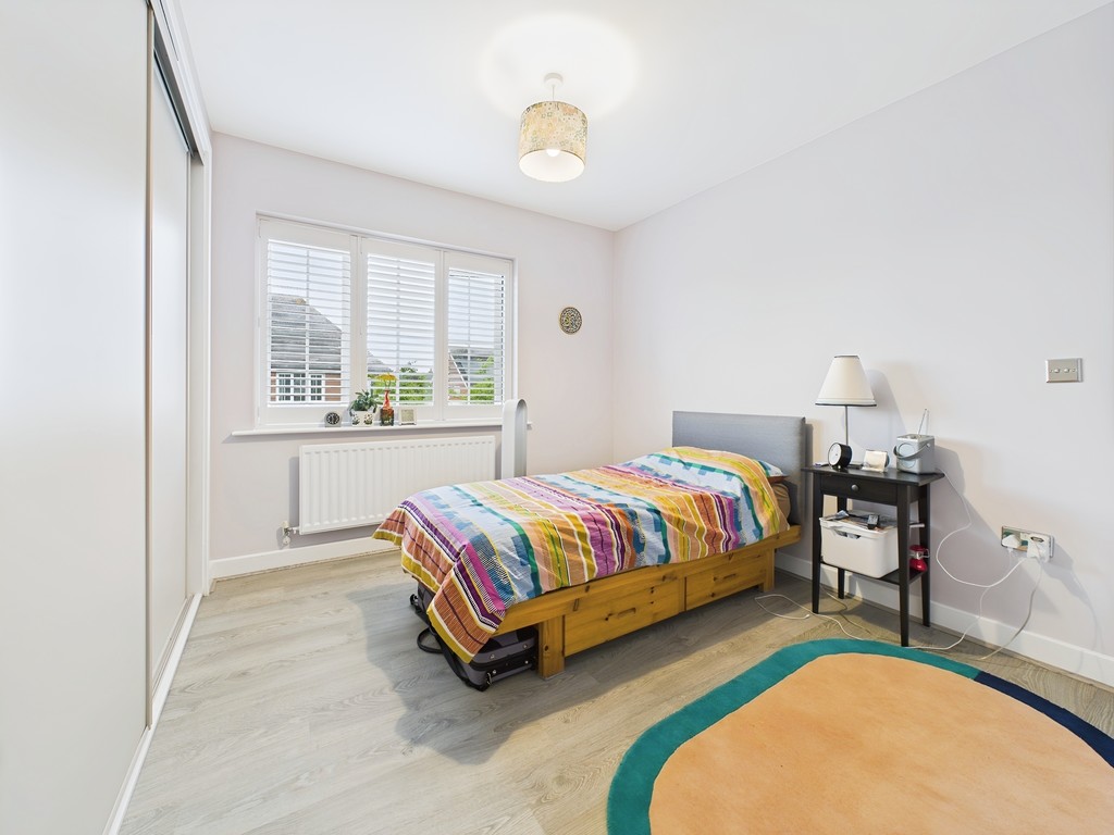 2 bed flat for sale in Bolnore Village, Haywards Heath  - Property Image 10