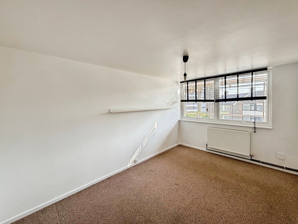 2 bed flat to rent in Furze Hill House, Furze Hill, Hove  - Property Image 5
