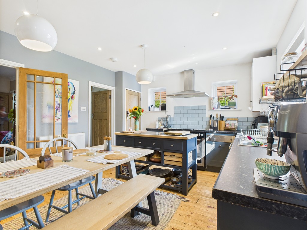 3 bed semi-detached house for sale in Haven Road, Rudgwick  - Property Image 14