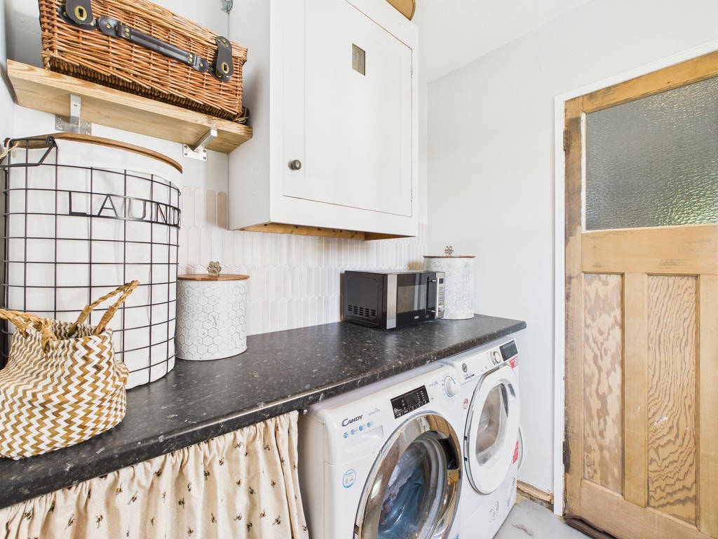 3 bed semi-detached house for sale in Haven Road, Rudgwick  - Property Image 16