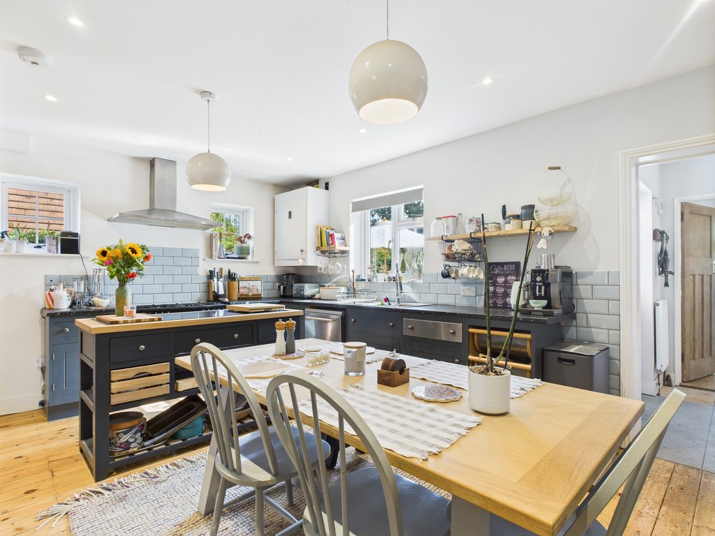 3 bed semi-detached house for sale in Haven Road, Rudgwick  - Property Image 3