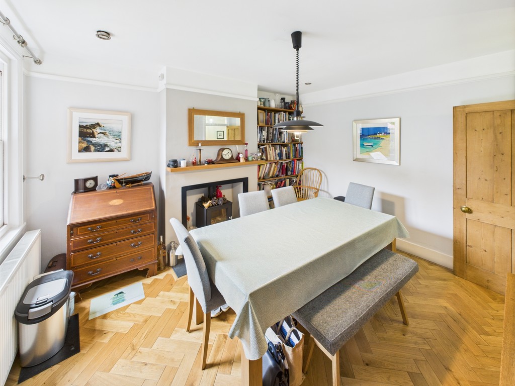 3 bed terraced house for sale in Denne Road, Horsham  - Property Image 14