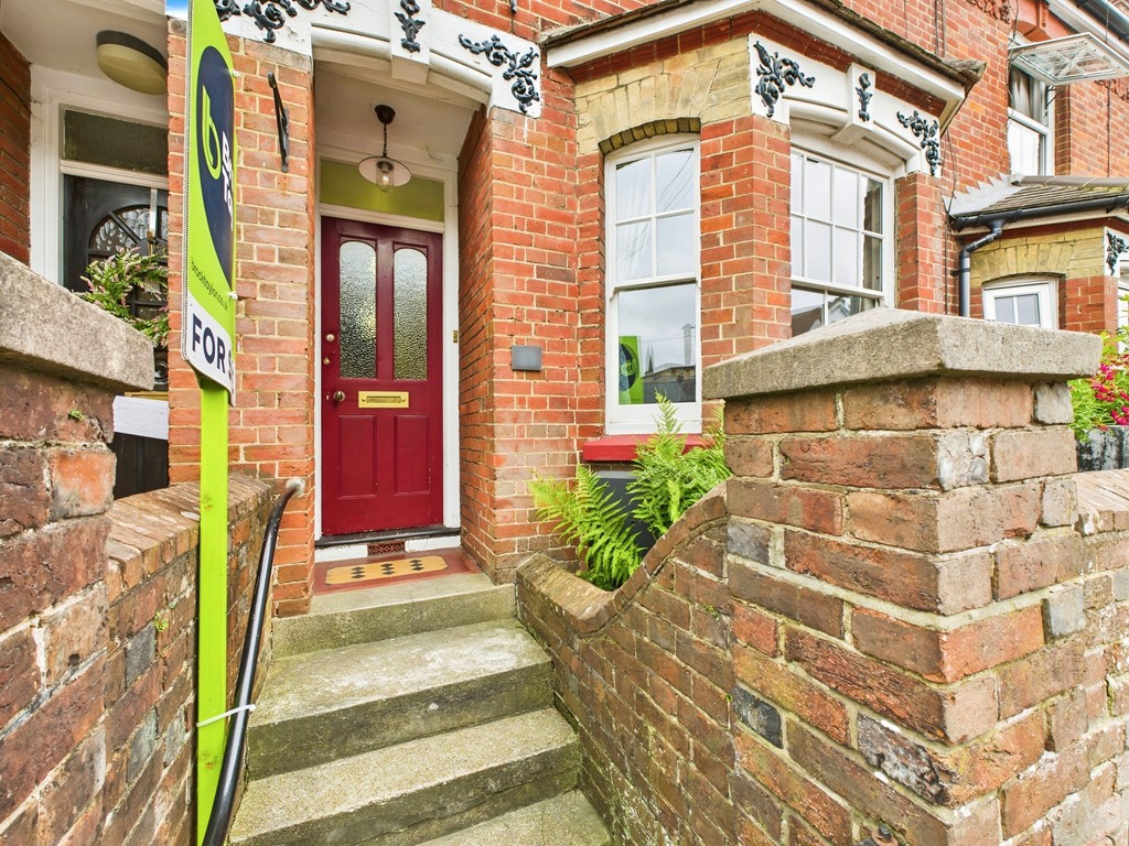 3 bed terraced house for sale in Denne Road, Horsham  - Property Image 10