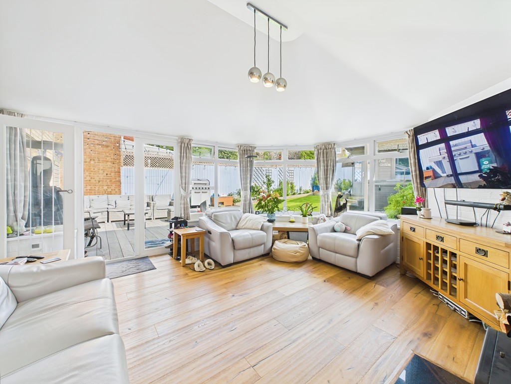 3 bed detached house for sale in Views Path, Haywards Heath  - Property Image 17