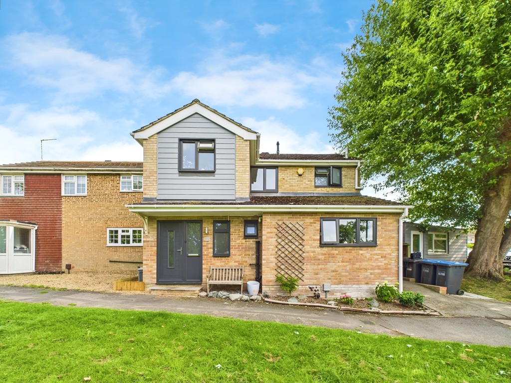 3 bed detached house for sale in Views Path, Haywards Heath