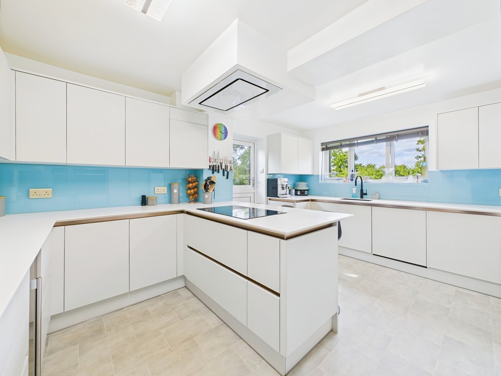 3 bed detached house for sale in Views Path, Haywards Heath  - Property Image 3