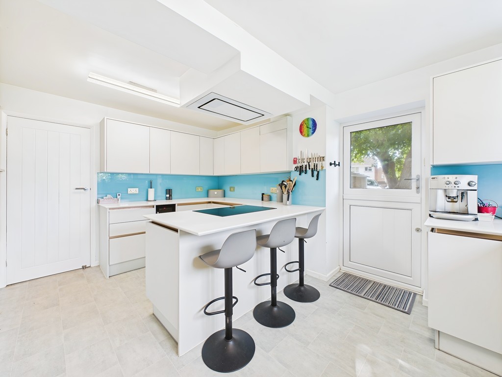 3 bed detached house for sale in Views Path, Haywards Heath  - Property Image 5